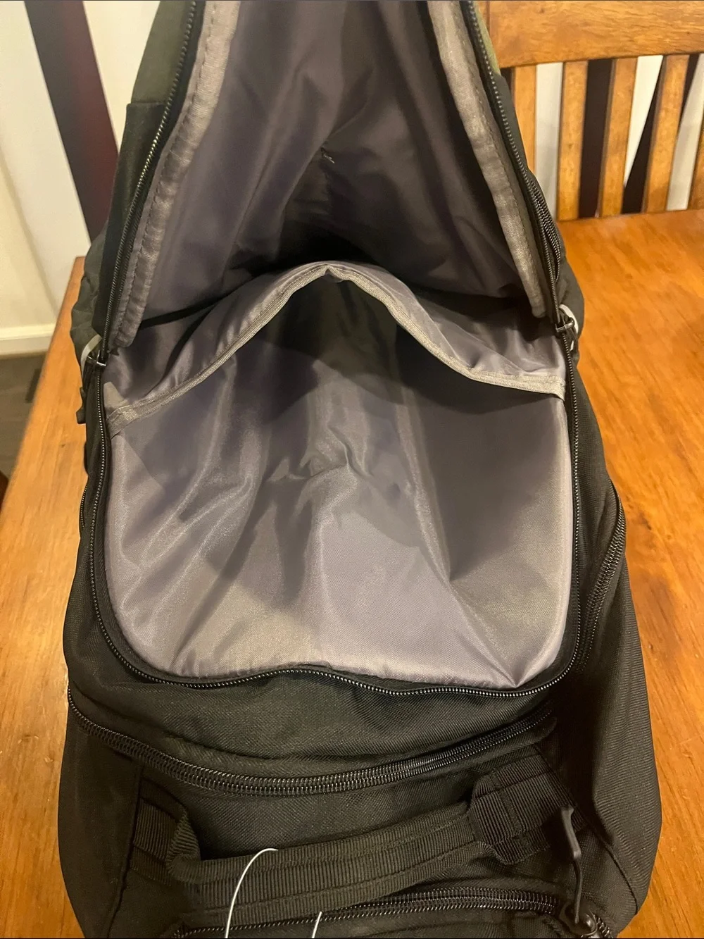 High Sierra All Around Wheeled Backpack new Travel Bag 32L Padded Laptop Sleeve